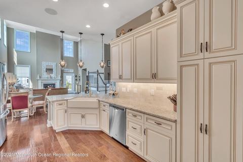 7 Lovelock Ln, Forked River, NJ 08731 photo 12