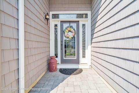 7 Lovelock Ln, Forked River, NJ 08731 photo 6