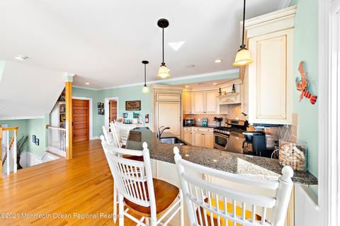 103 E 26th St, Ship Bottom, NJ 08008 photo 11