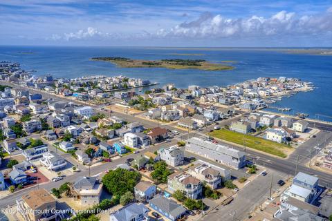 103 E 26th St, Ship Bottom, NJ 08008 photo 82