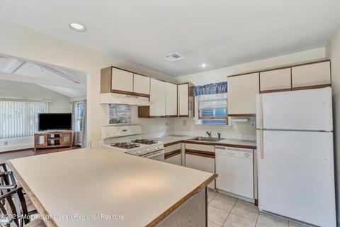 2003 Manor Dr, Wall, NJ 07719 photo 17