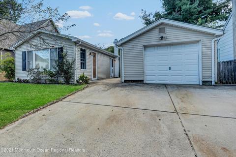 2003 Manor Dr, Wall, NJ 07719 photo 3