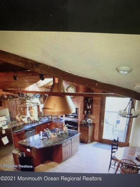 3 Ware Pl, Middletown, NJ 07748 photo 4