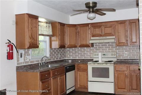 404 4th St, Waretown, NJ 08758 photo 3