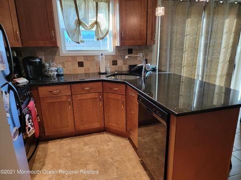 76 Greenwood Loop Rd, Brick, NJ 08724 photo 9