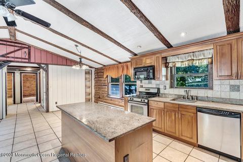 145 W Commodore Blvd, Jackson, NJ 08527 photo 16