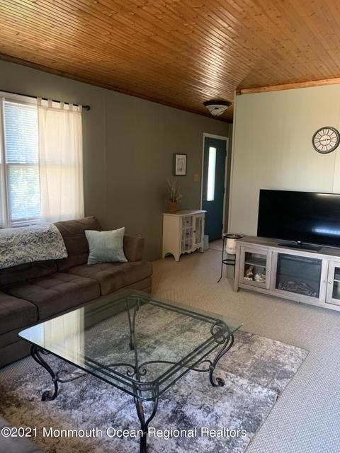 70 Dock Ave, Waretown, NJ 08758 photo 2