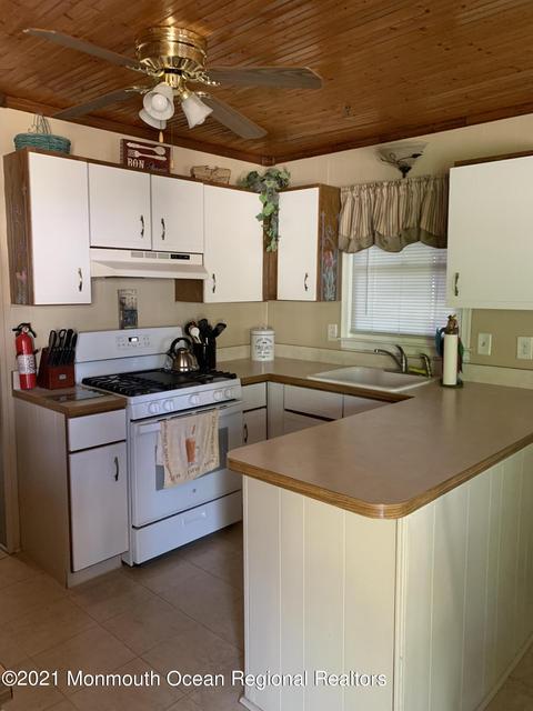70 Dock Ave, Waretown, NJ 08758 photo 4