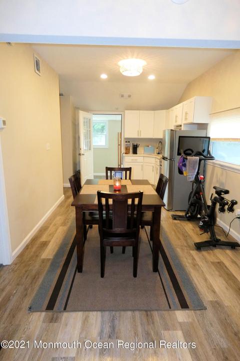 41 Maple St, Waretown, NJ 08758 photo 4