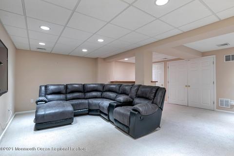 431 Deuce Dr, Wall, NJ 07719 photo 16