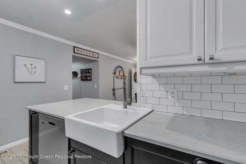 431 Deuce Dr, Wall, NJ 07719 photo 5