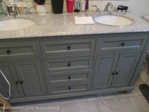 64 Cedar Dr, Brick, NJ 08723 photo 9