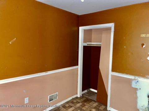 49 Chestnut St, Waretown, NJ 08758 photo 10