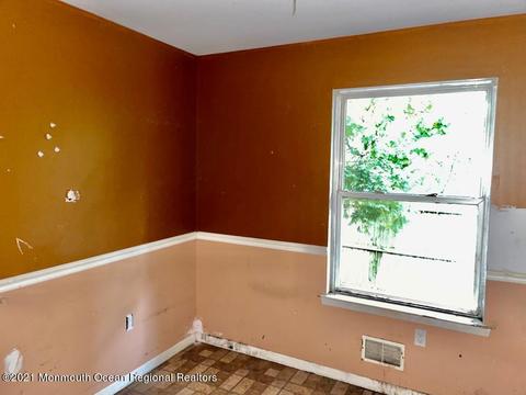 49 Chestnut St, Waretown, NJ 08758 photo 11