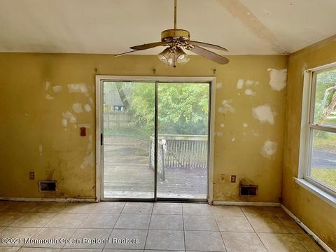 49 Chestnut St, Waretown, NJ 08758 photo 5