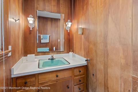 262 Broad St, Matawan, NJ 07747 photo 24