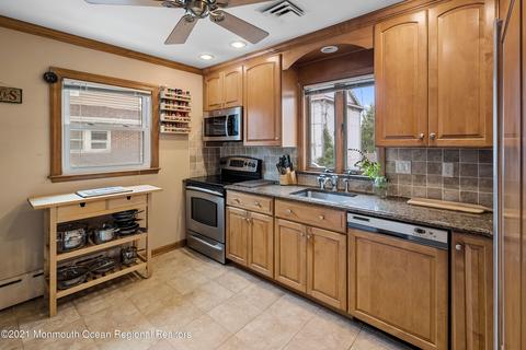 262 Broad St, Matawan, NJ 07747 photo 14