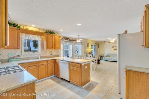 834 Windward Dr, Forked River, NJ 08731 photo 29