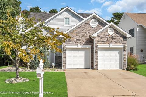 25 Strathmere St, Waretown, NJ 08758 photo 2