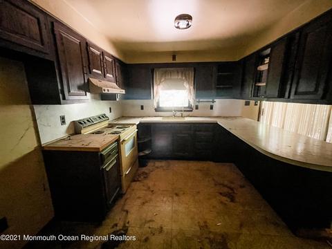 64 Cottrell Rd, Matawan, NJ 07747 photo 7