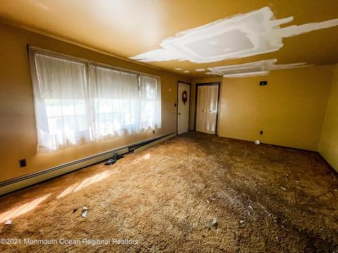 64 Cottrell Rd, Matawan, NJ 07747 photo 3