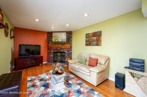 36 Kiwi, Howell, NJ 07731 photo 14