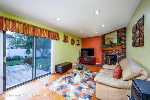 36 Kiwi, Howell, NJ 07731 photo 15