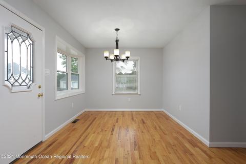 8 Dolphin Ct, Forked River, NJ 08731 photo 10