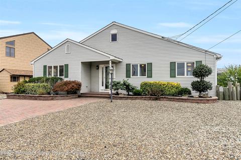 1015 Capstan Dr, Forked River, NJ 08731 photo 3