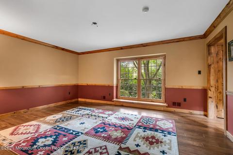 20 Constitution Dr, Middletown, NJ 07748 photo 9