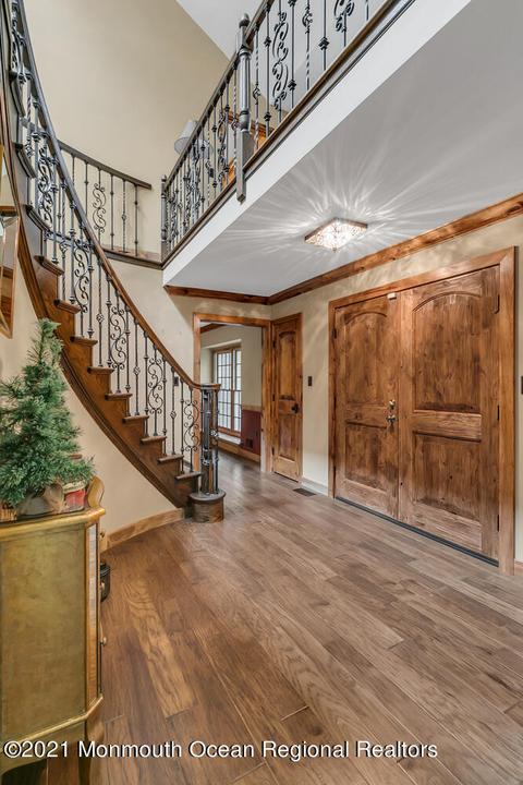 20 Constitution Dr, Middletown, NJ 07748 photo 10