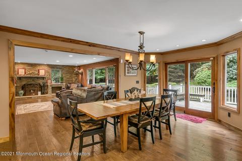 20 Constitution Dr, Middletown, NJ 07748 photo 3
