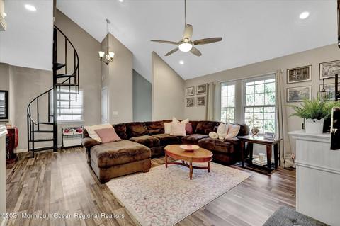 209 Violet Ln, Jackson, NJ 08527 photo 8