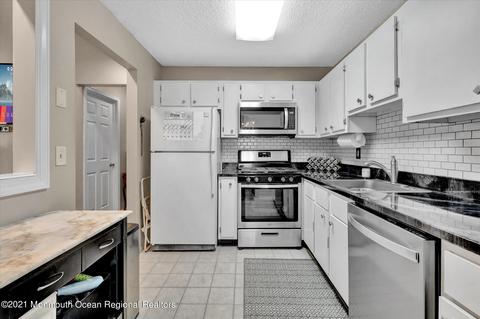 209 Violet Ln, Jackson, NJ 08527 photo 14