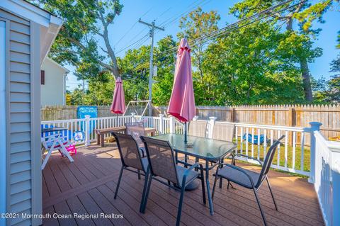 483 Pinecroft Dr, Brick, NJ 08723 photo 3