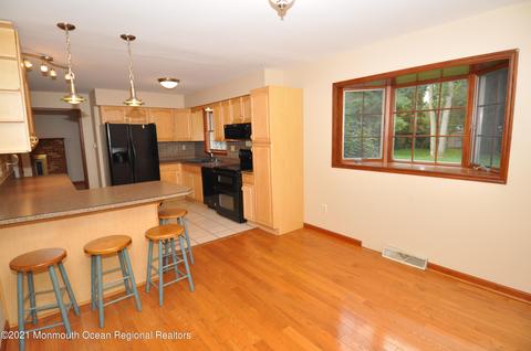 605 Hanover Dr, Wrightstown, NJ 08562 photo 9