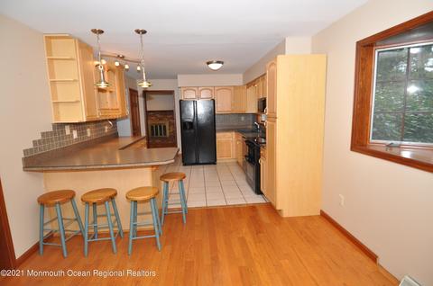 605 Hanover Dr, Wrightstown, NJ 08562 photo 3