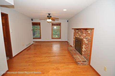 605 Hanover Dr, Wrightstown, NJ 08562 photo 4