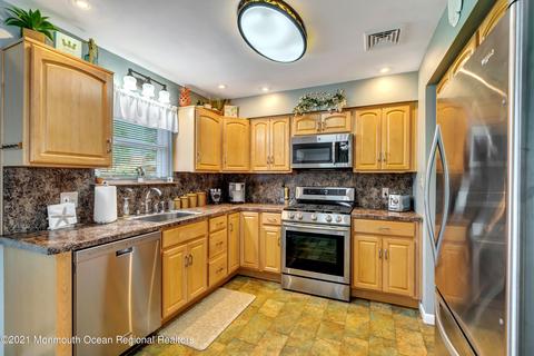 1014 E Panama Ct, Forked River, NJ 08731 photo 12