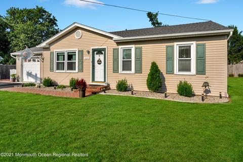 1014 E Panama Ct, Forked River, NJ 08731 photo 2