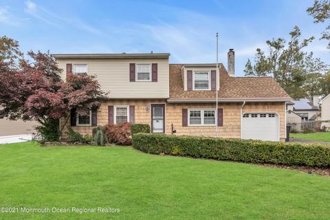 914 Raleigh Dr, Toms River, NJ 08753
