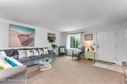 209 Sandra Pl, Brick, NJ 08724 photo 2