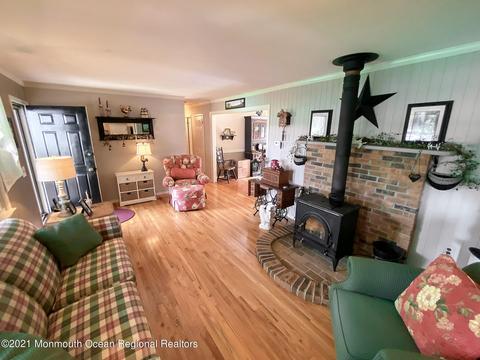 611 W Commodore Blvd, Jackson, NJ 08527 photo 9