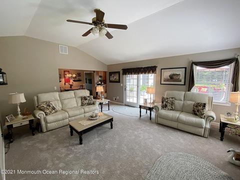 611 W Commodore Blvd, Jackson, NJ 08527 photo 22