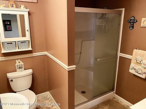 611 W Commodore Blvd, Jackson, NJ 08527 photo 18