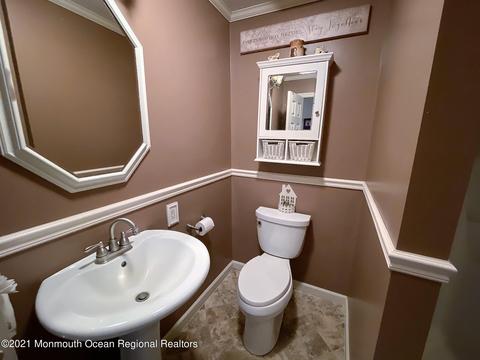 611 W Commodore Blvd, Jackson, NJ 08527 photo 17