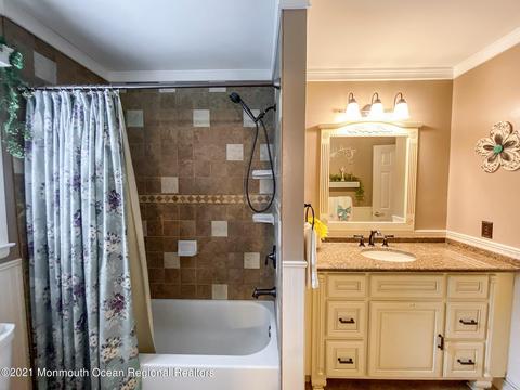 611 W Commodore Blvd, Jackson, NJ 08527 photo 28