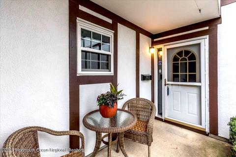 121 Walnut Dr, Spring Lake Heights, NJ 07762 photo 5