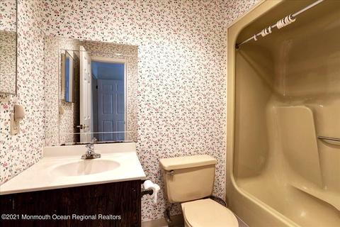 121 Walnut Dr, Spring Lake Heights, NJ 07762 photo 27