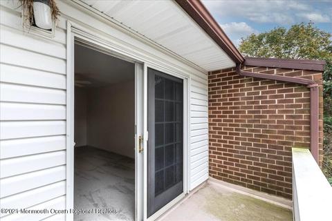 121 Walnut Dr, Spring Lake Heights, NJ 07762 photo 24